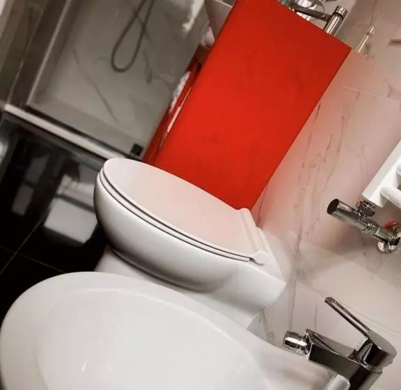 تختخواب و صبحانه Midtown Salerno