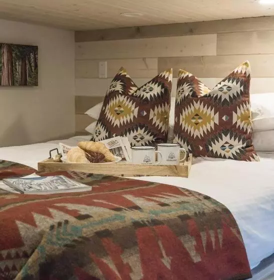 ホテル Tiny Homes By Snow Valley Lodging