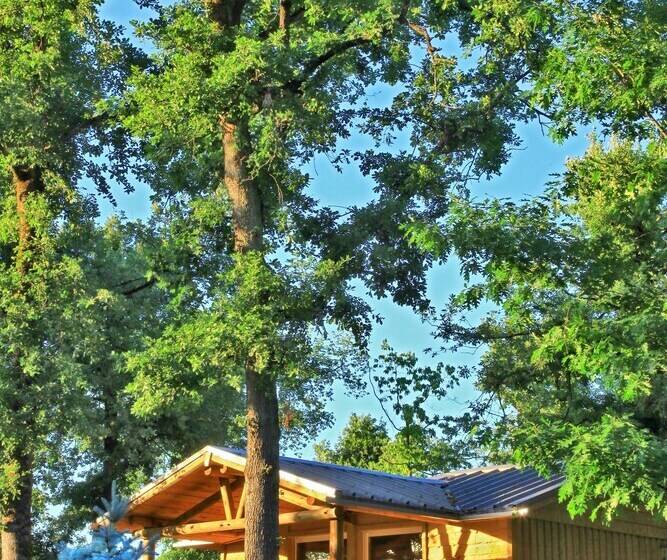 Albirondack Park Camping Lodge And Spa