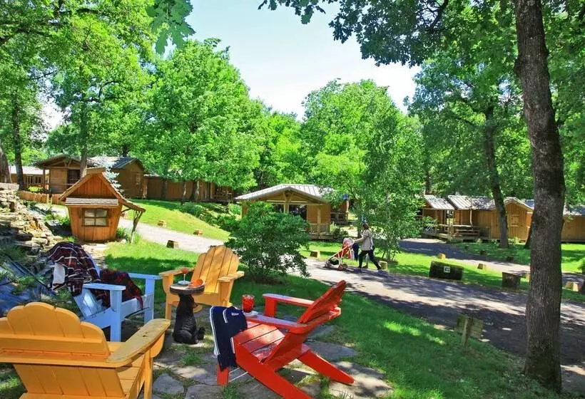 Albirondack Park Camping Lodge And Spa