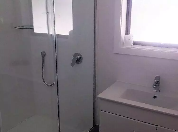 Fairway Motel & Apartments