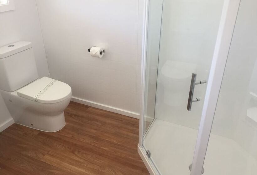 Fairway Motel & Apartments