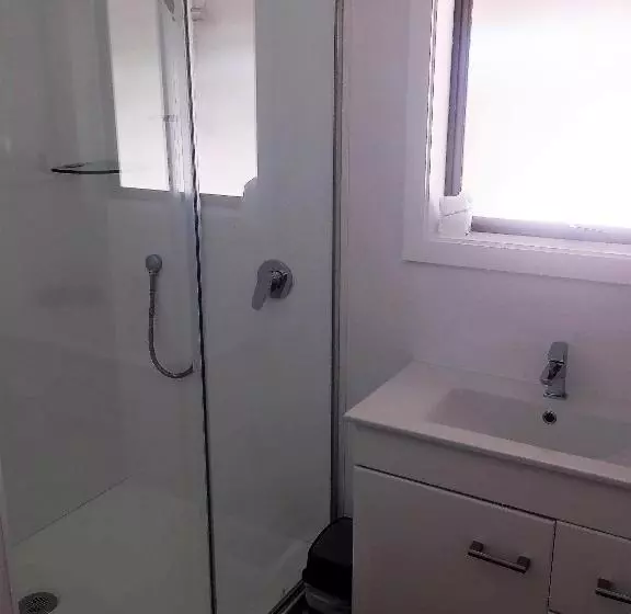 Fairway Motel & Apartments