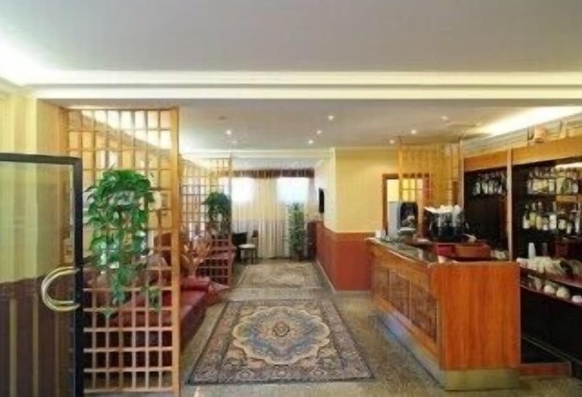 ホテル Albergo Paradiso