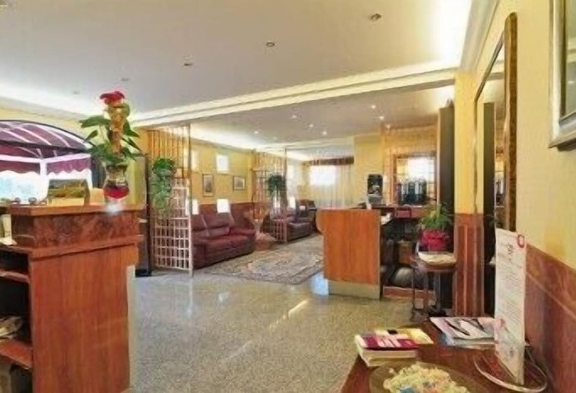 ホテル Albergo Paradiso