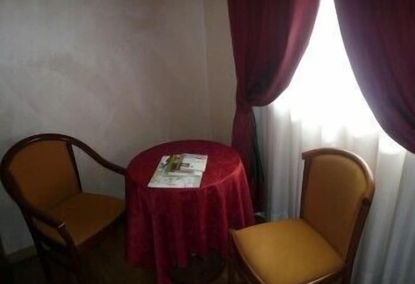 בית מלון כפרי Albergo Ristorante Campanile Azzurro