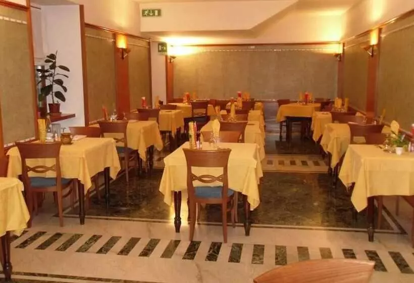 בית מלון כפרי Centrale