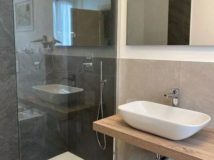 בית מלון כפרי Centrale