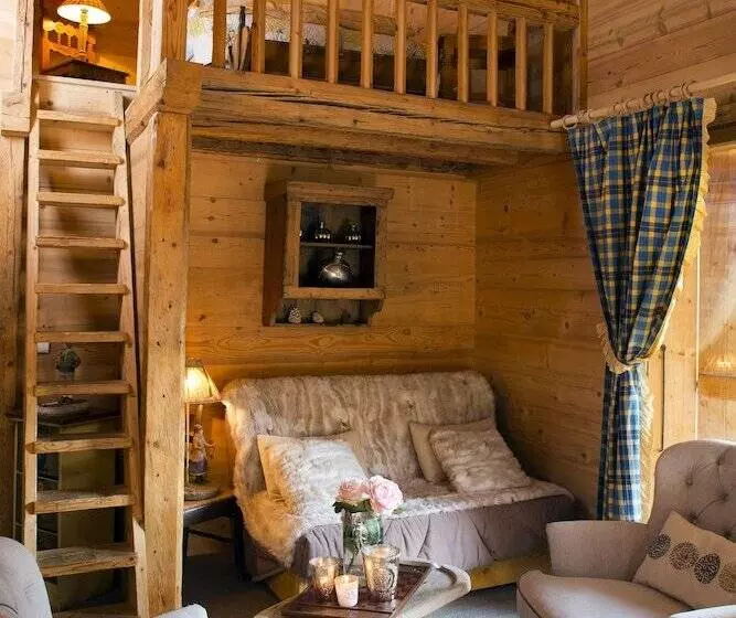 هتل Chalet Hôtel Les Cimes