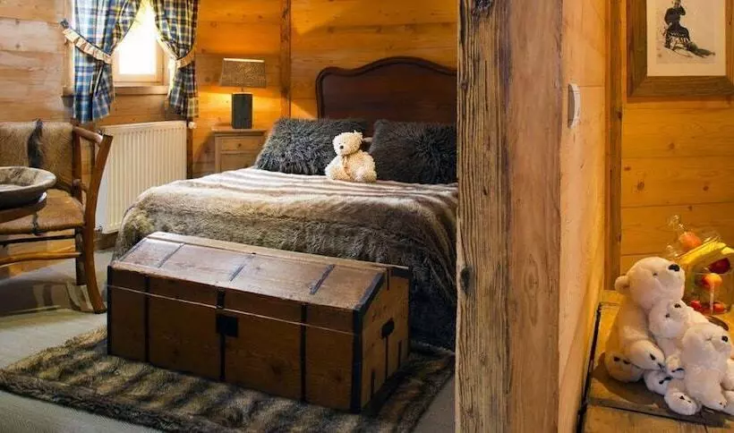 هتل Chalet Hôtel Les Cimes