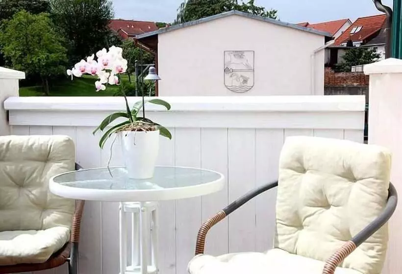 בית מלון כפרי Doberaner Hof