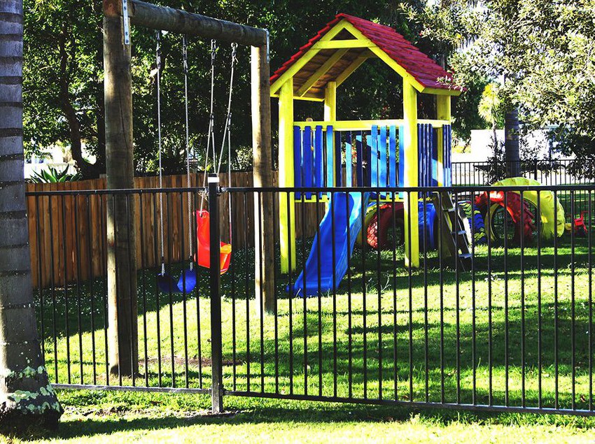 מוטל Eastland Motor Lodge