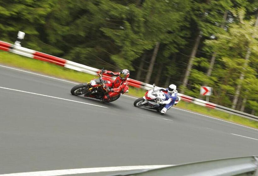 בית מלון כפרי Fröbelhof