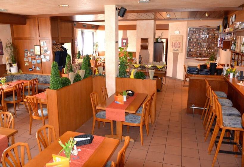 Hotel Gasthof Altes Rathaus Garni