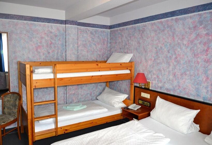 Hotel Gasthof Altes Rathaus Garni