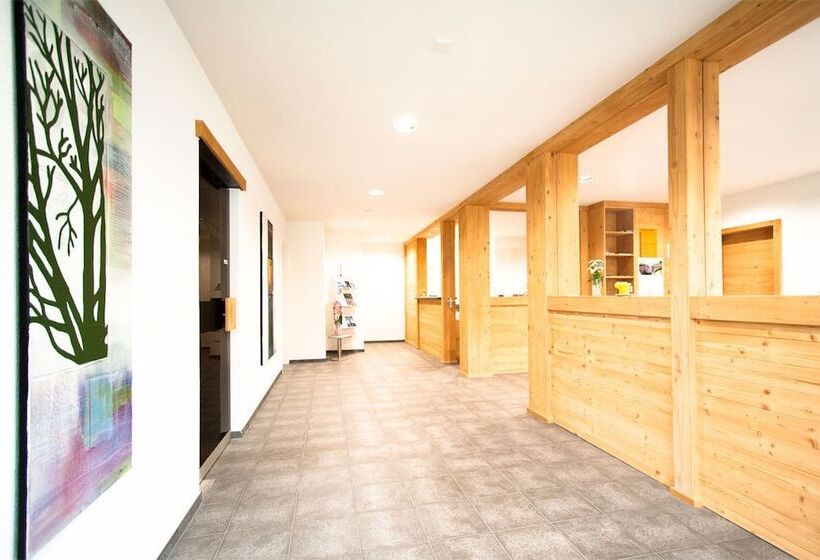 בית מלון כפרי Hahnenblick