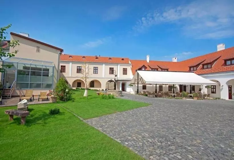 فندق Historia & Historante