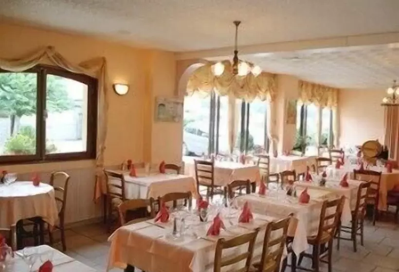 酒店 Logis Hôtel Les 3b