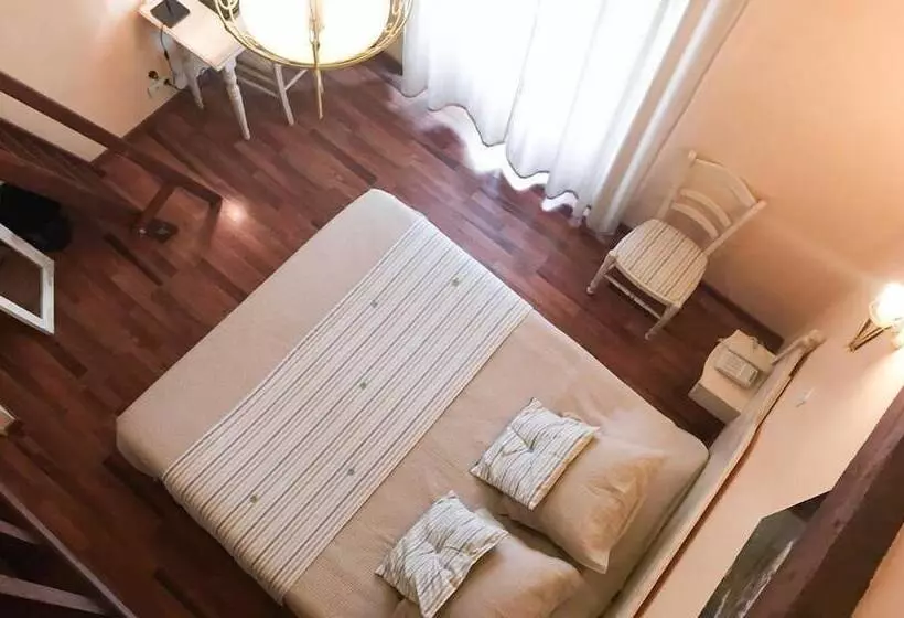 酒店 Logis Hôtel Les 3b