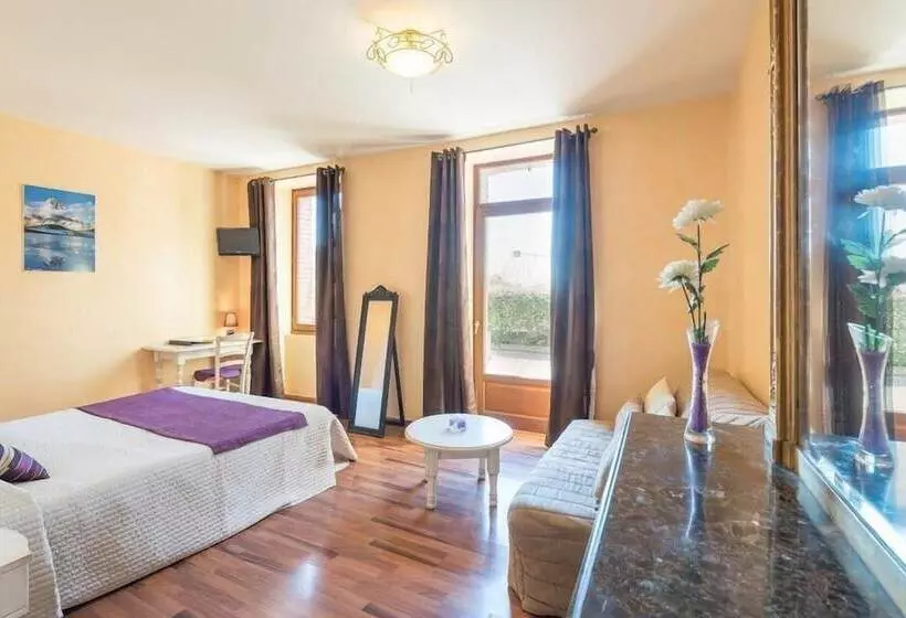 酒店 Logis Hôtel Les 3b