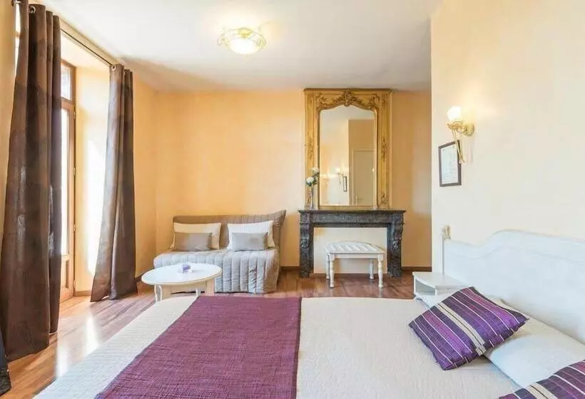 酒店 Logis Hôtel Les 3b