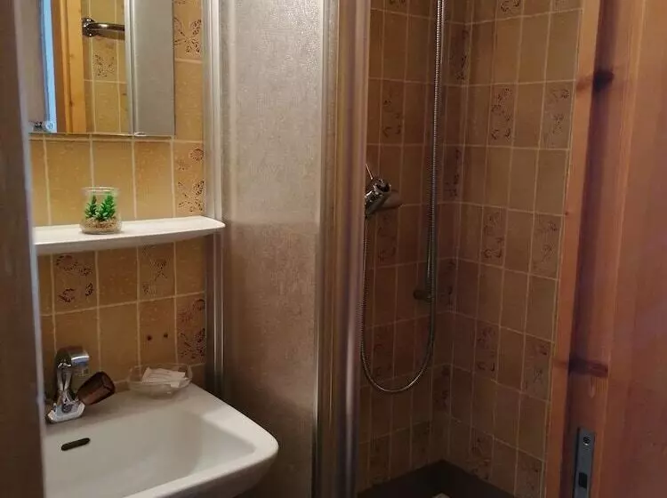 酒店 Petit Helvetia Budget