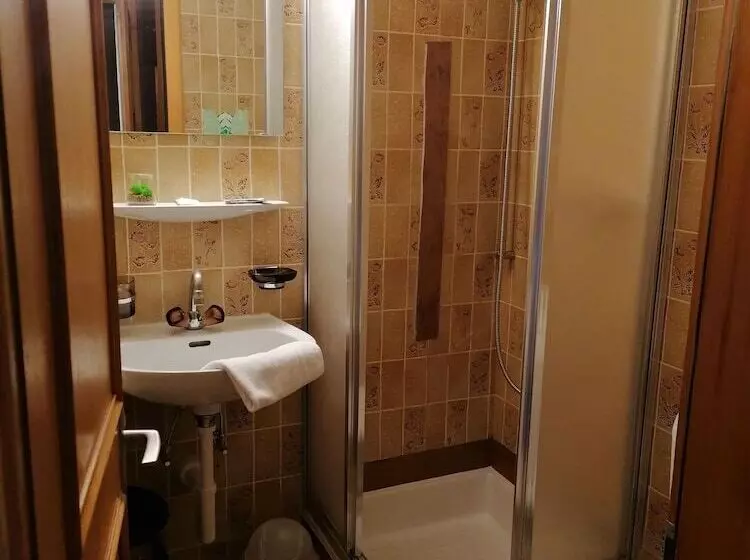 酒店 Petit Helvetia Budget