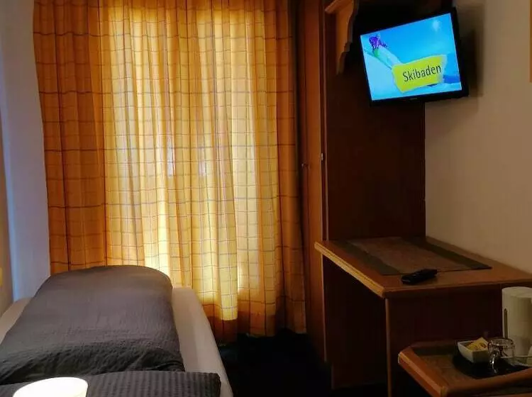 酒店 Petit Helvetia Budget