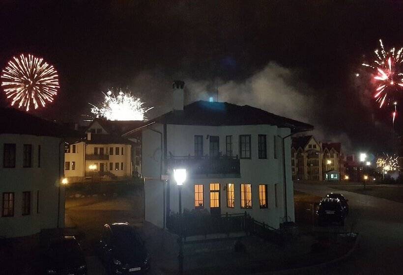 Hotelli Pinerose Resort