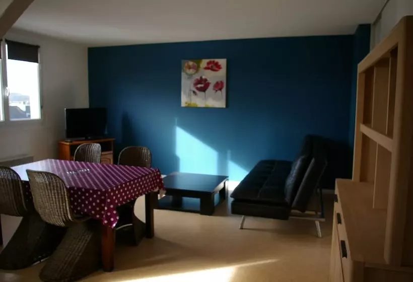 Отель Queen Serenity