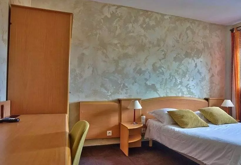 Отель Queen Serenity