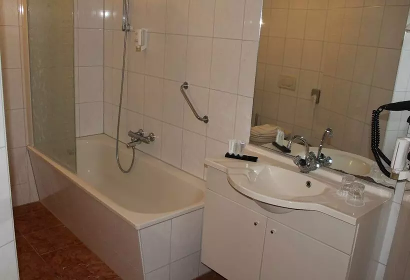 בית מלון כפרי Restaurant  T Klokje