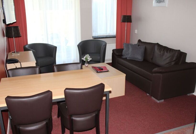 בית מלון כפרי Restaurant  T Klokje