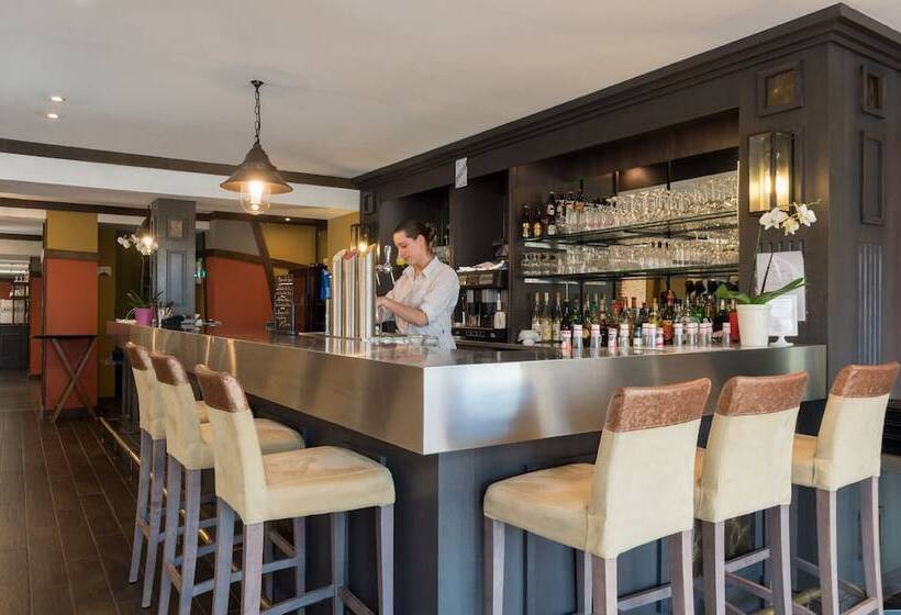 Отель The Originals City, Hôtel Le Coeur D Or, Sedan Est