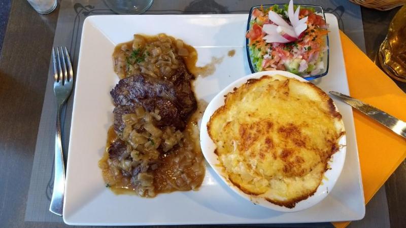 Отель The Originals City, Hôtel Le Coeur D Or, Sedan Est