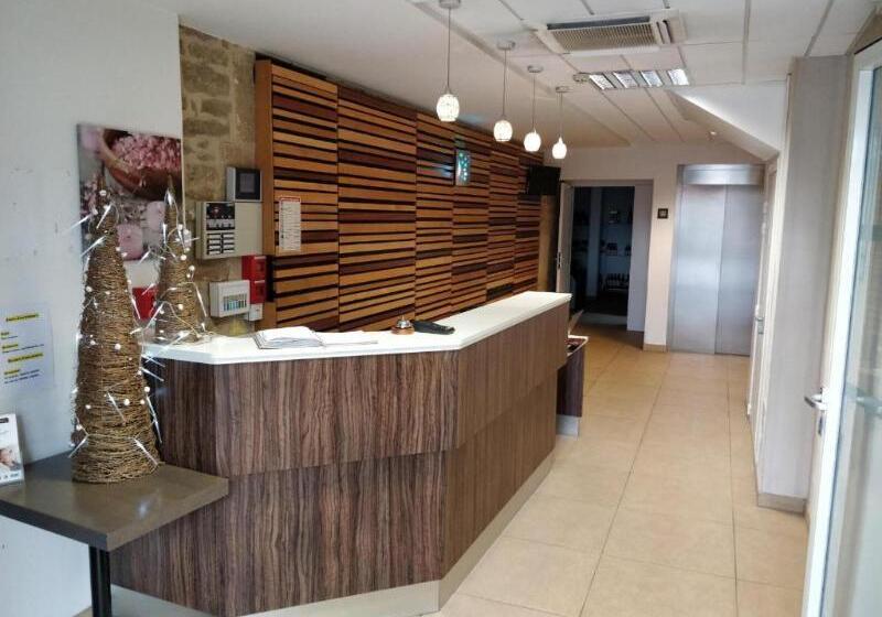 Отель The Originals City, Hôtel Le Coeur D Or, Sedan Est