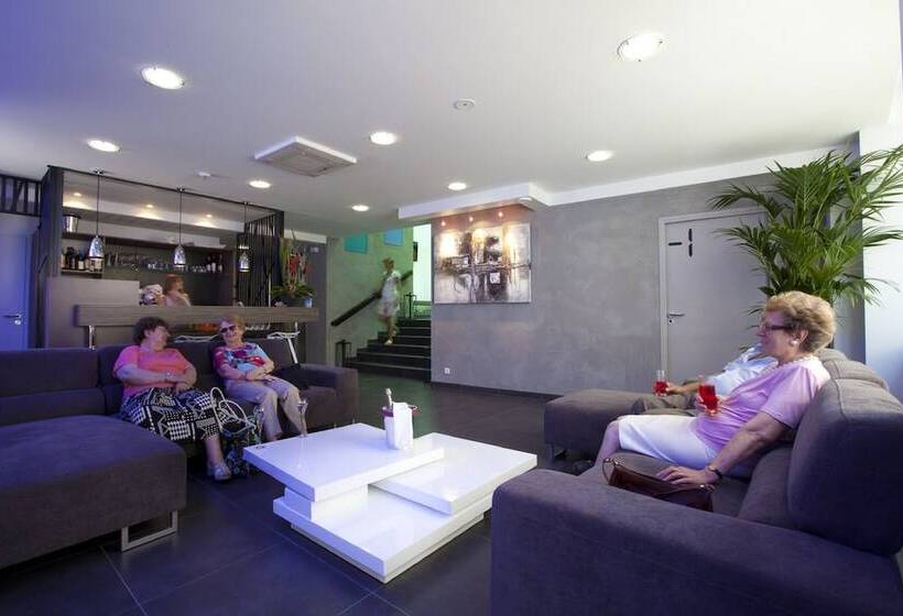 فندق Urban Style Les Fleurines