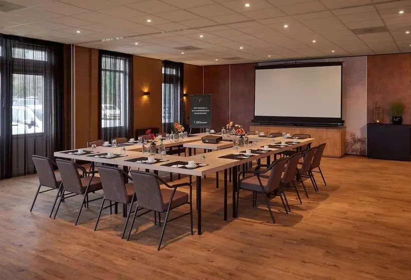 Hotelli Van Der Valk Texel  De Koog