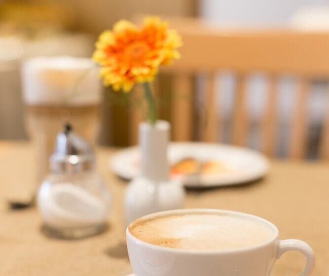 膳宿费 Landhotel Schöll