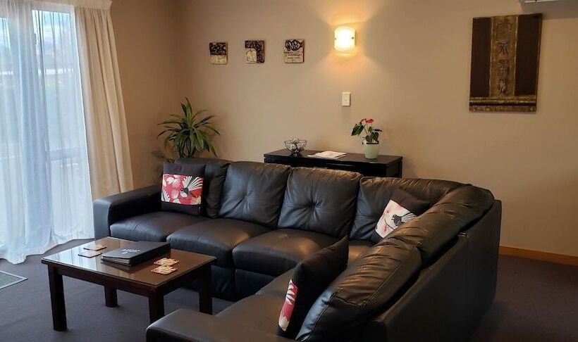 Settlers Boutique Motel