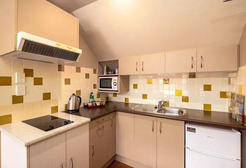 Settlers Boutique Motel