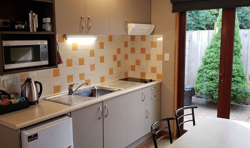 Settlers Boutique Motel