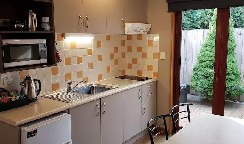 Settlers Boutique Motel