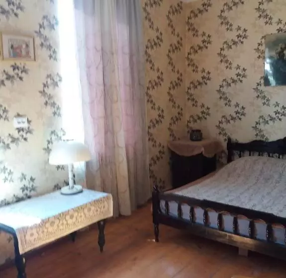 پانسیون Beruka Guest House
