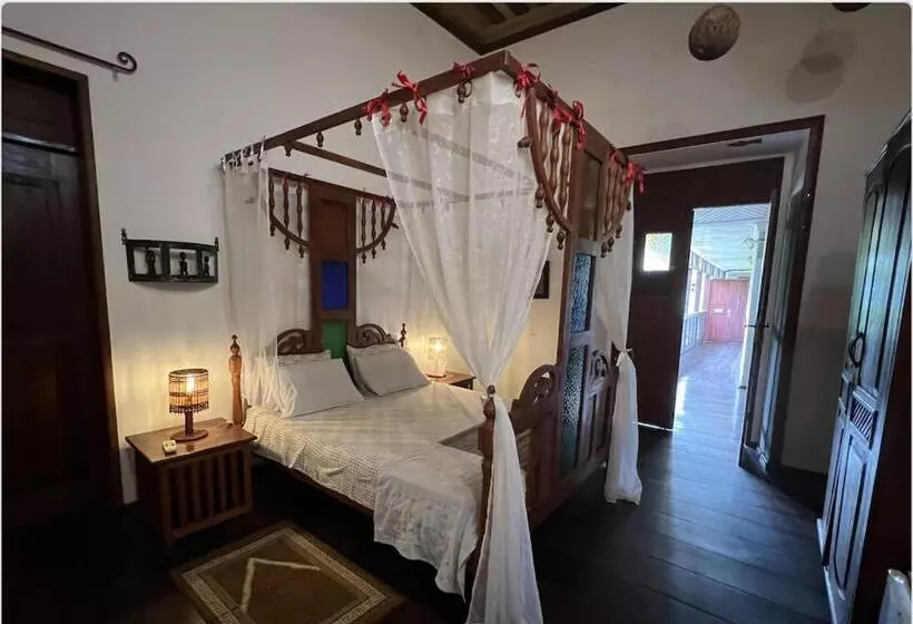 پانسیون Casa Lavinia