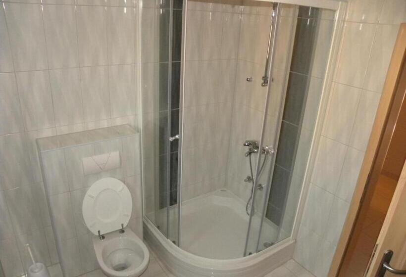 پانسیون Guest House Star