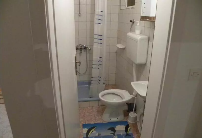 پانسیون Guest House Star