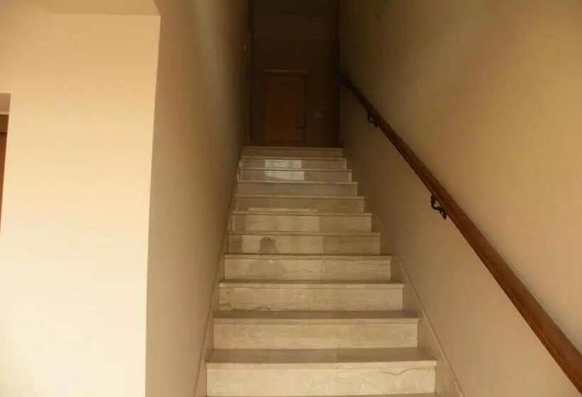 پانسیون Guest House Star