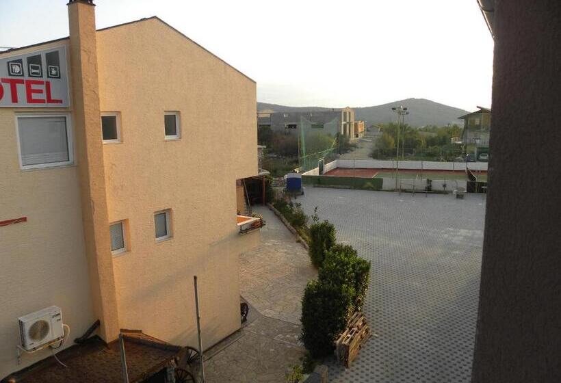 پانسیون Guest House Star