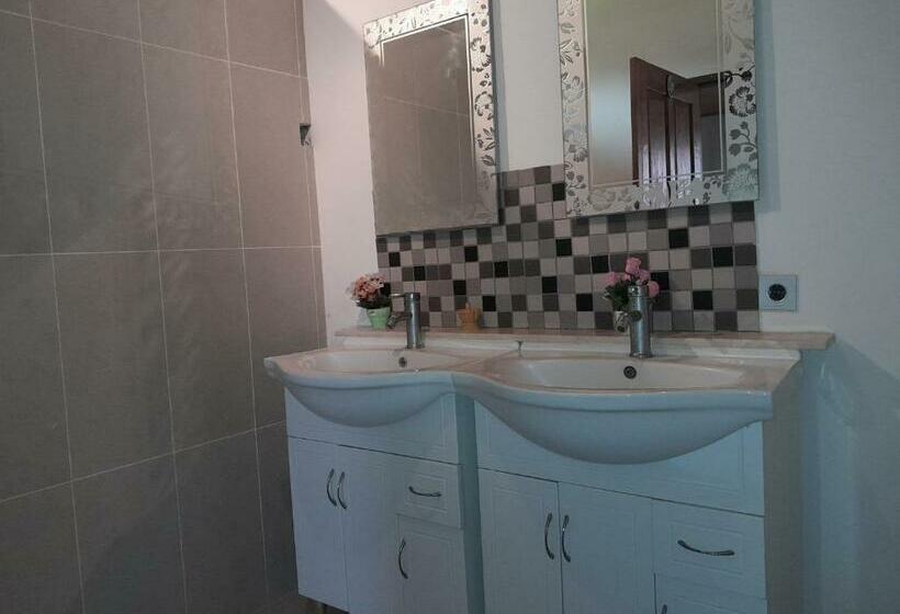 ペンション Harmony House Stay